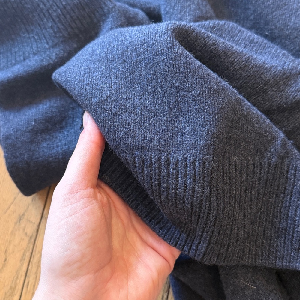 Zara Cashmere Navy Crewneck Sweater - Picture 6 of 6